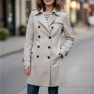 NWOT Banana Republic cream beige trench coat